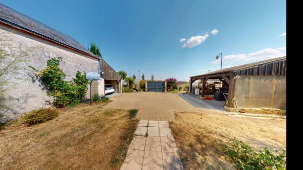 Maison 6 pièces - Terrain clos de plus de 1 000 m2 - Château Gaillard ( proche Toury )