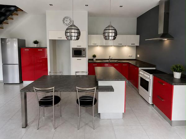 Immeuble 10 pièce(s) 171 m2