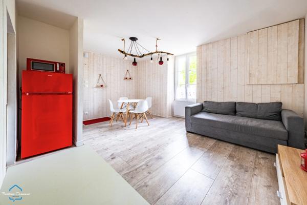 Dpt Côte d'Or (21), à vendre DIJON appartement T2 - Place du 30 Octobre