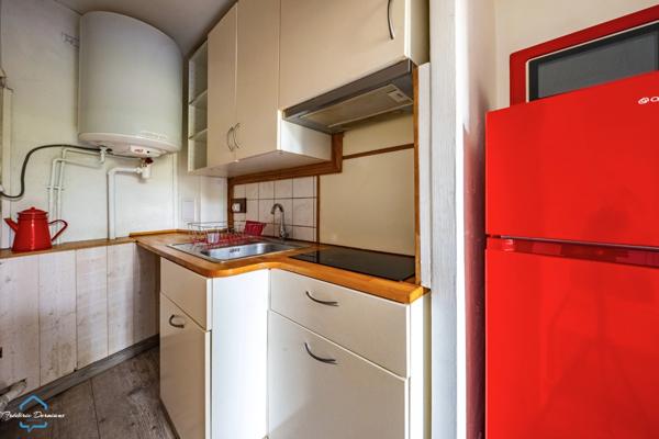 Dpt Côte d'Or (21), à vendre DIJON appartement T2 - Place du 30 Octobre