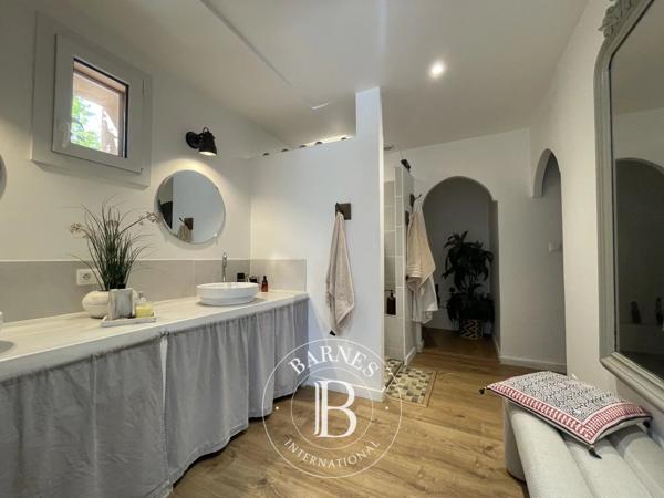 Toulouges, Mas 5 Chambres -  320 m² à vendre