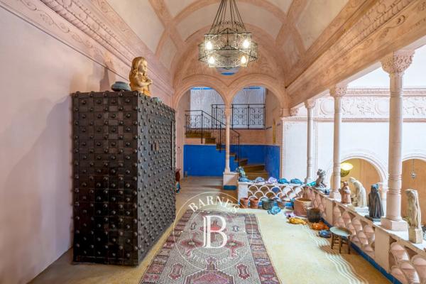 Prades, Propriété 15 Chambres -  780 m² à vendre