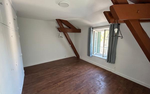 Maison à vendre    11 pièces • 367 m2 Bourg-en-Bresse