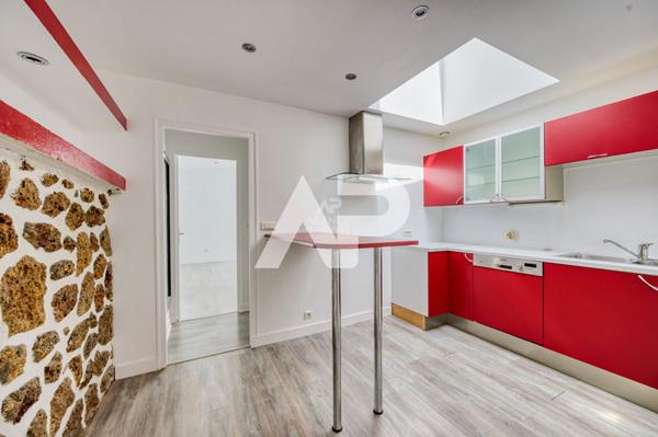 Chaville - Duplex de 92 m² comme une maison ! €445 000 ** - Référence 639-C