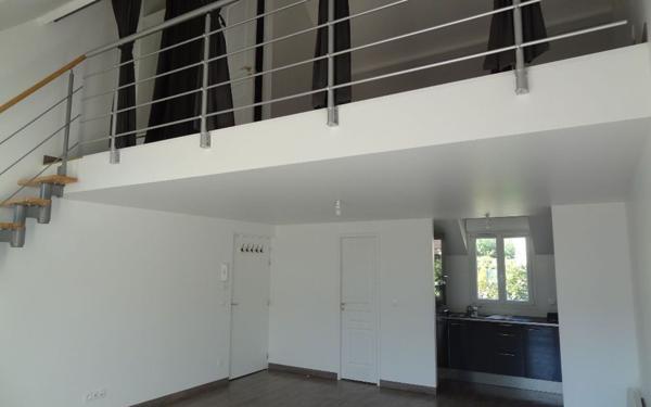 Appartement à louer    1 pièce •  Triel-sur-Seine