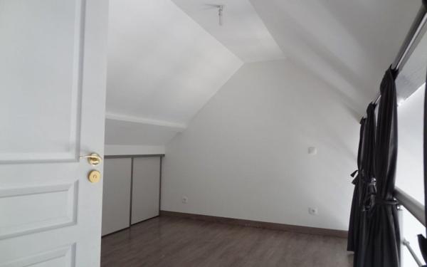 Appartement à louer    1 pièce •  Triel-sur-Seine