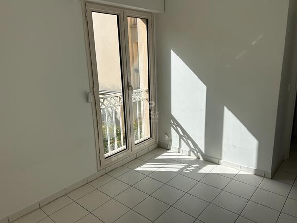 Appartement Maisons Laffitte 2 pièce(s) 44 m2 €325 000 ** - Référence 4730