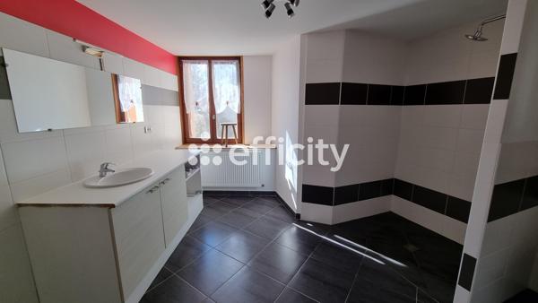 Maison 10 pièces - 198 m² Exclusivité efficity