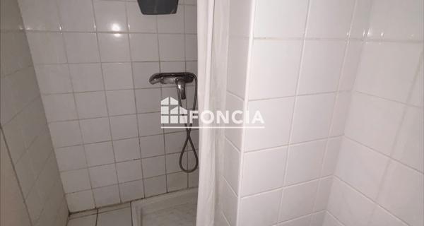 Location Studio 9 m² - Paris 75016