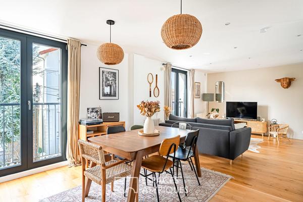 Duplex contemporain avec terrasse entre le centre-ville et la gare de Rueil-Malmaison