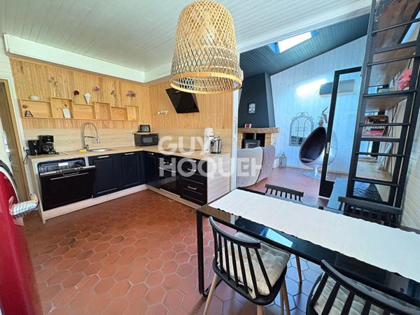 Ensemble de 2 maisons avec piscine en bordure de foret