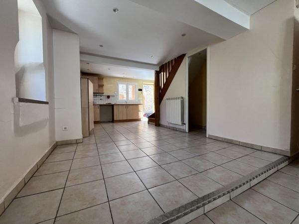 Immeuble à vendre |  Saint-Michel-de-Lanès |  393 m²