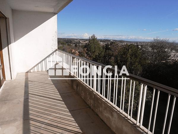 Location Appartement 2 pièces 39.35 m² - 48 RUE DE MONTAURY Nimes 30900