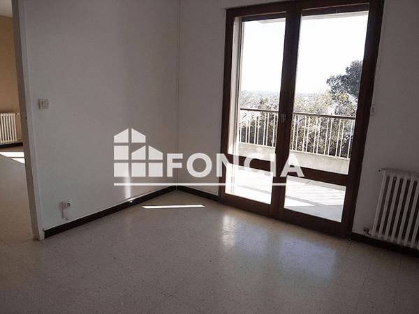 Location Appartement 2 pièces 39.35 m² - 48 RUE DE MONTAURY Nimes 30900