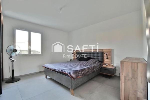 Magnifique Maison de 108m2, plain-pied avec garage!!