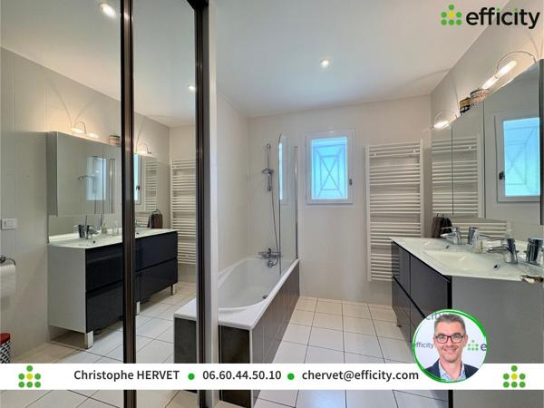 Maison
         7 pièces
        - 133 m² 317 000 € *