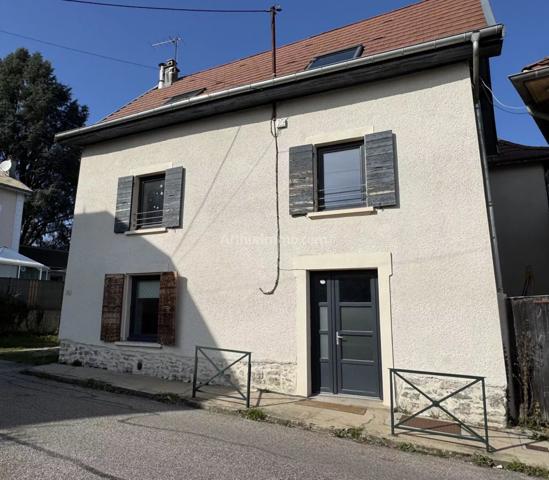 Location Maison 5 pièces 155 m2 à La Bâtie-Montgascon
