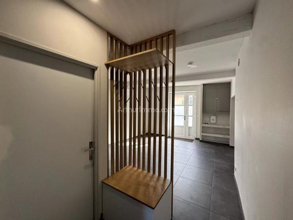 Location Maison 5 pièces 155 m2 à La Bâtie-Montgascon