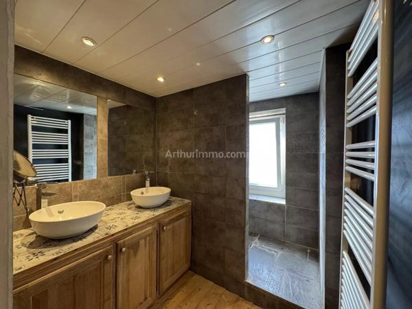 Location Maison 5 pièces 155 m2 à La Bâtie-Montgascon