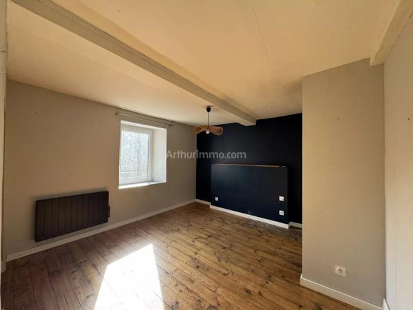 Location Maison 5 pièces 155 m2 à La Bâtie-Montgascon