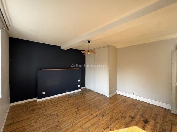 Location Maison 5 pièces 155 m2 à La Bâtie-Montgascon