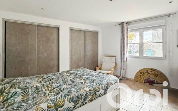 Maison à vendre    5 pièces •  Beaucaire