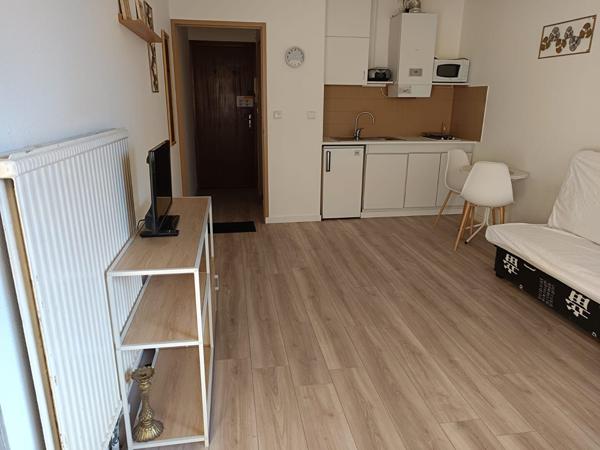 EXCLUSIVITE  STUDIO RENOVE QUARTIER PORT