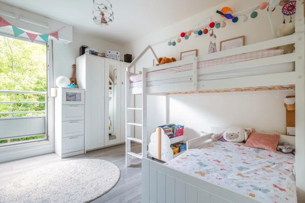 Appartement à vendre 4 pièces SURESNES (92)