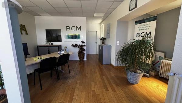 Achat - Immeuble Mûrs-Erigné 49610 153 m 2 271 m 2