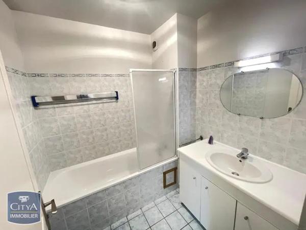 Appartement à louer 3 pièces 68m² Montlouis-sur-Loire (37270)