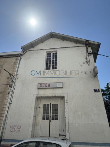 DAX CENTRE – ATELIER À TRANSFORMER EN APPARTEMENT – 61 M² – PETITE COPROPRIÉTÉ