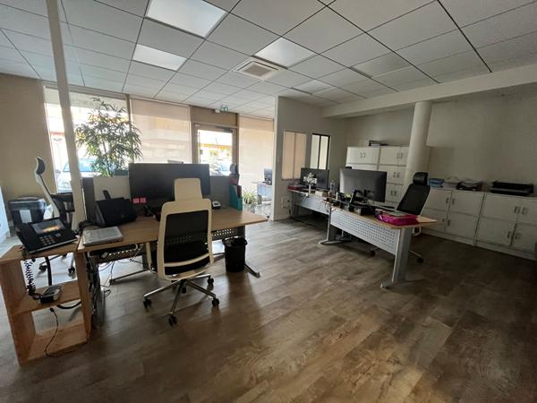 CAPBRETON , Locaux Professionnels, 298 000 € - Réf : 3821-7765