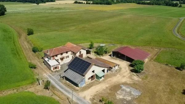 maison 8 pièces 199m² à vendre à Hagetmau