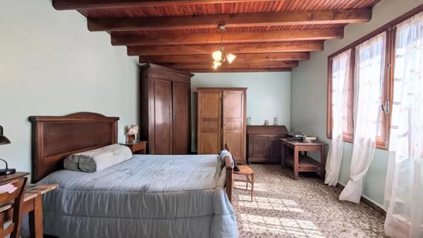 maison 8 pièces 199m² à vendre à Hagetmau