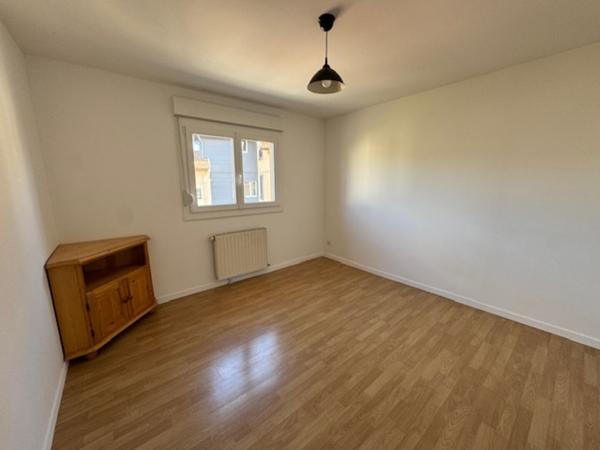 APPARTEMENT T2 + GARAGE CENTRE VILLE HERICOURT