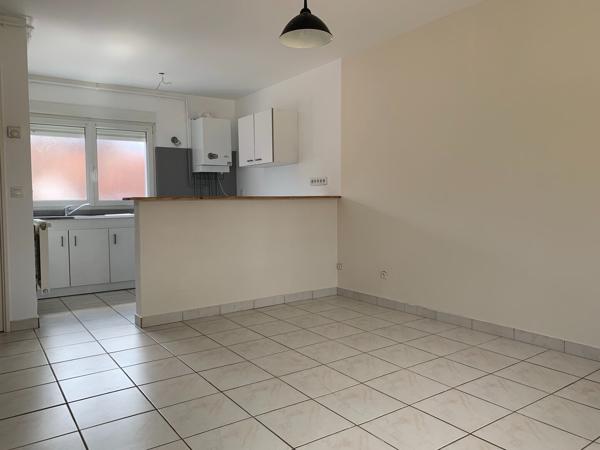APPARTEMENT T2 + GARAGE CENTRE VILLE HERICOURT