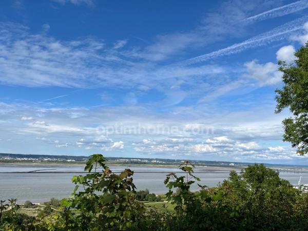 Hauteurs de Honfleur - Maison de plain pied en résidence - 53.80 m2 - 1 chambre - Terrasse - Jardin 100 m2 - parking privé et cave