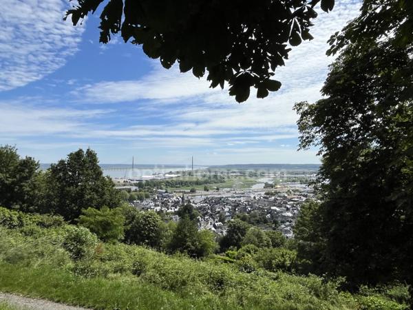 Hauteurs de Honfleur - Maison de plain pied en résidence - 53.80 m2 - 1 chambre - Terrasse - Jardin 100 m2 - parking privé et cave