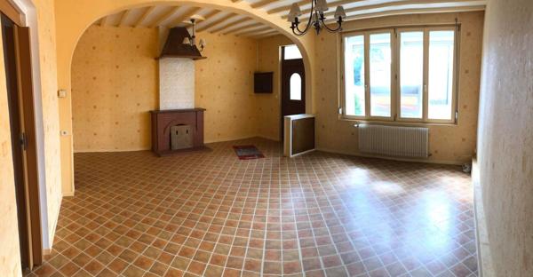Location Maison80 m² - 5 Pièces - AVESNES LE COMTE (62810)