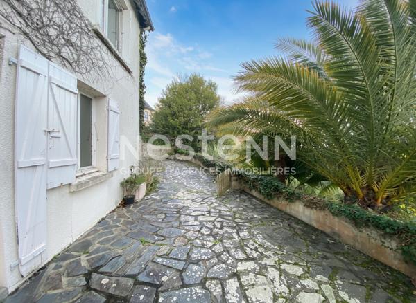 Maison de Prestige à Vendre à Plérin