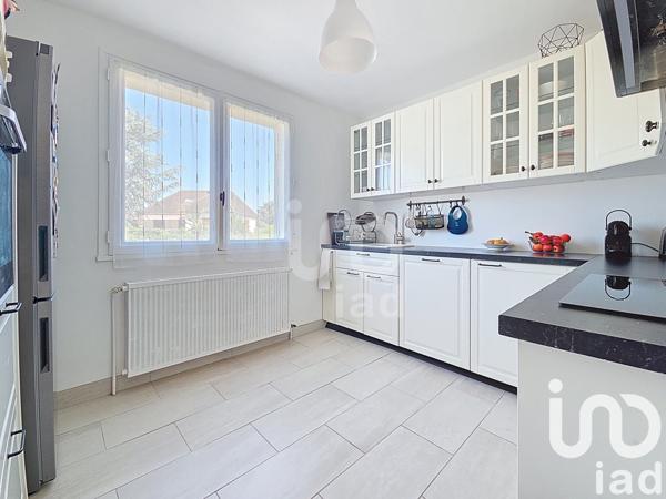 Maison à vendre 6 pièces 123 m² Saint-Georges-sur-Baulche