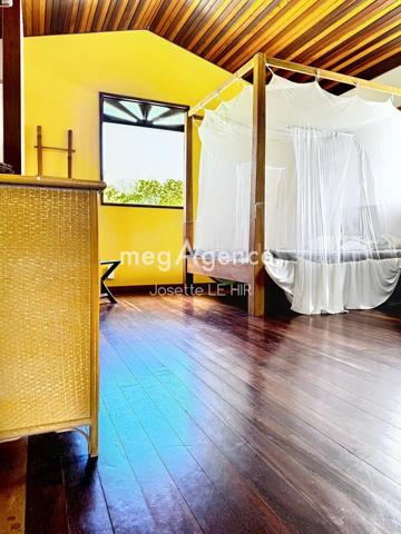 Maison à MATOURY, 97351 - 6 pièces 160m²