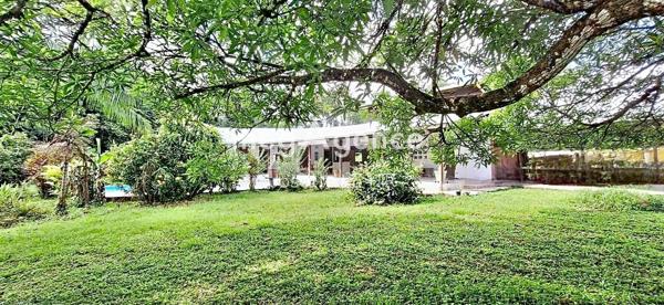 Maison à MATOURY, 97351 - 6 pièces 160m²