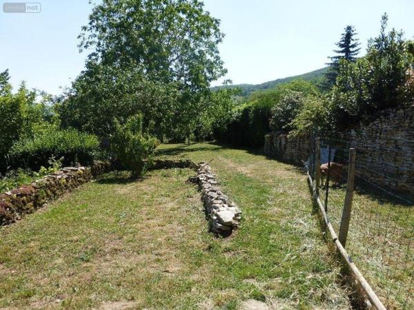 Maison à louer à Blanot en Saône-et-Loire (71250), ref : l800199307   
Nouville