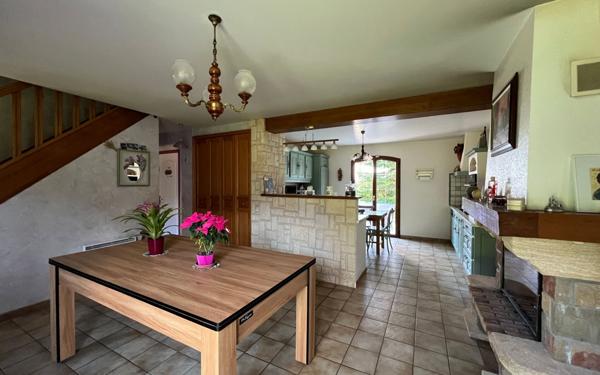 Maison à vendre    6 pièces • 185 m2 Annet-sur-Marne