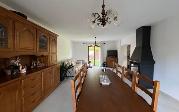 Maison à vendre    6 pièces • 185 m2 Annet-sur-Marne