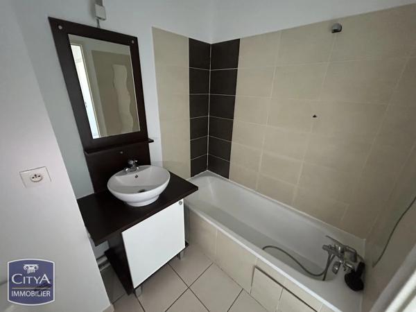 Appartement à vendre 2 pièces 47m² Clermont-Ferrand (63000)