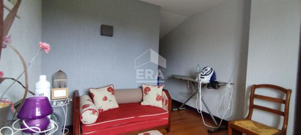 MAISON CONTEMPORAINE SUR SOUS-SOL ET AVEC DEPENDANCES