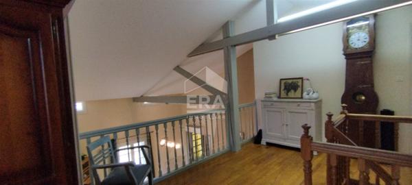 MAISON CONTEMPORAINE SUR SOUS-SOL ET AVEC DEPENDANCES