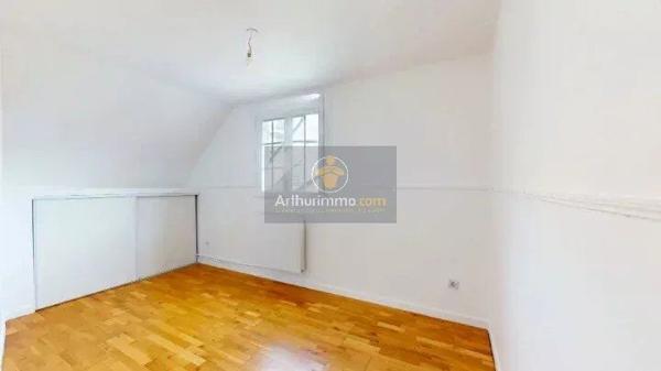 Vente                                                      Maison
                        
                     7 pièces                      160 m2                     à Andrésy